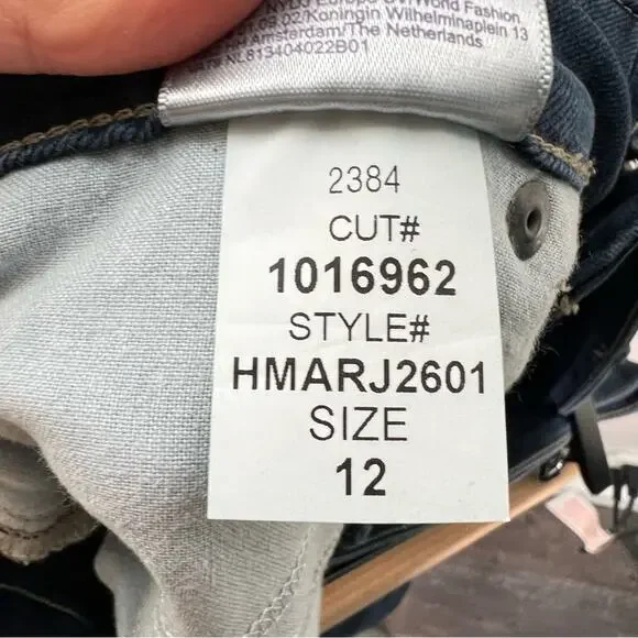 NYDJ dark wash straight leg lift and tuck jeans size 12 B100 - Picture 4 of 7